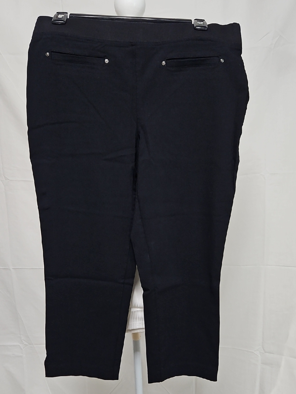 Cropped Black Stretch Pull-On Ankle Pants